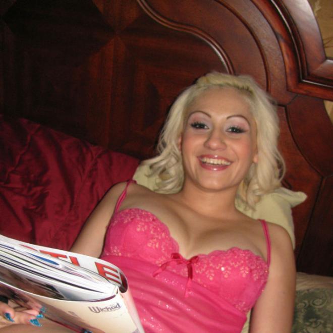 Оральный секс со зрелой блондинкой на домашнем порно фото